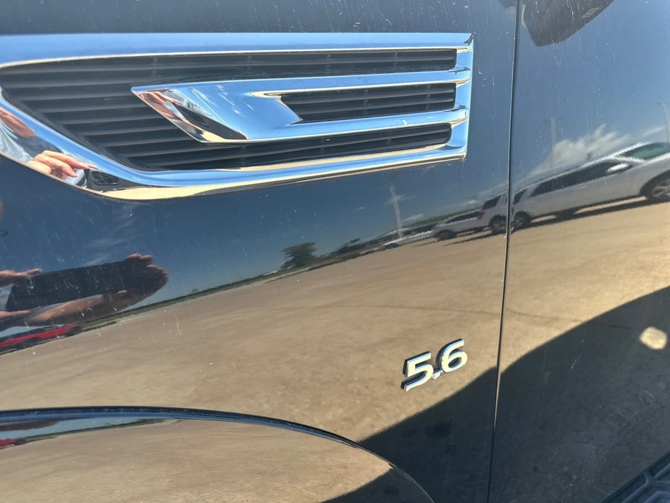 2019 Infiniti QX80 - Image 3 of 12