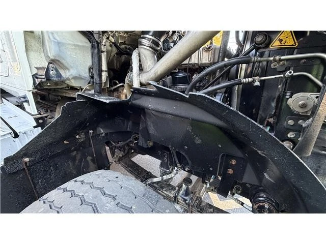 2019 International HX - Image 18 of 21