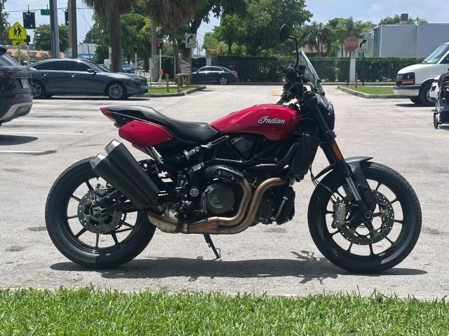 2019 Indian - Image 3 of 12