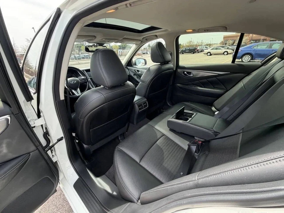 2019 Infiniti Q50 - Image 9 of 31