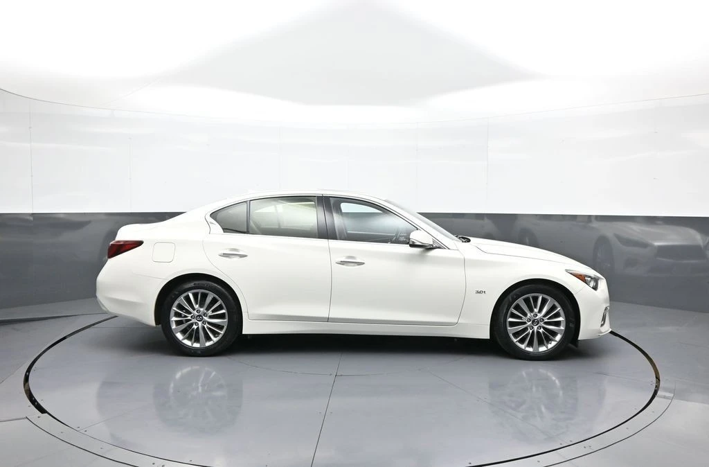 2019 Infiniti Q50 - Image 5 of 31