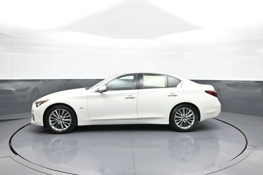 2019 Infiniti Q50 - Image 9 of 31