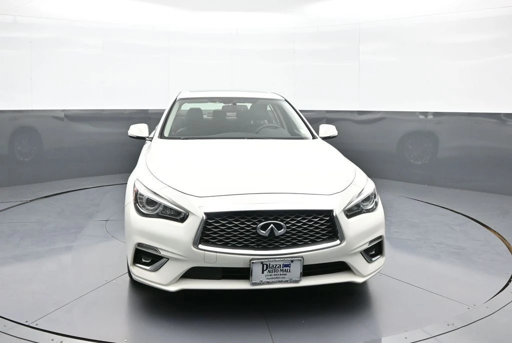 2019 Infiniti Q50 - Image 2 of 31