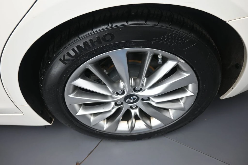 2019 Infiniti Q50 - Image 15 of 31