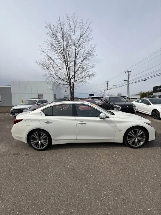 2019 Infiniti Q50 - Image 11 of 18