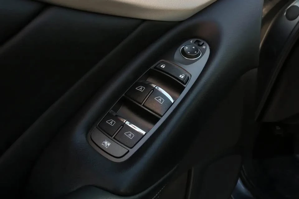 2019 Infiniti Q50 - Image 9 of 17