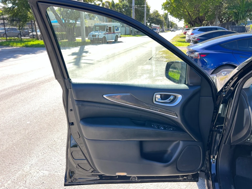 2019 Infiniti Q50 - Image 14 of 21