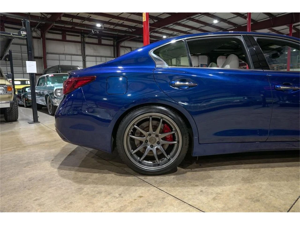 2019 Infiniti Q50 - Image 9 of 31
