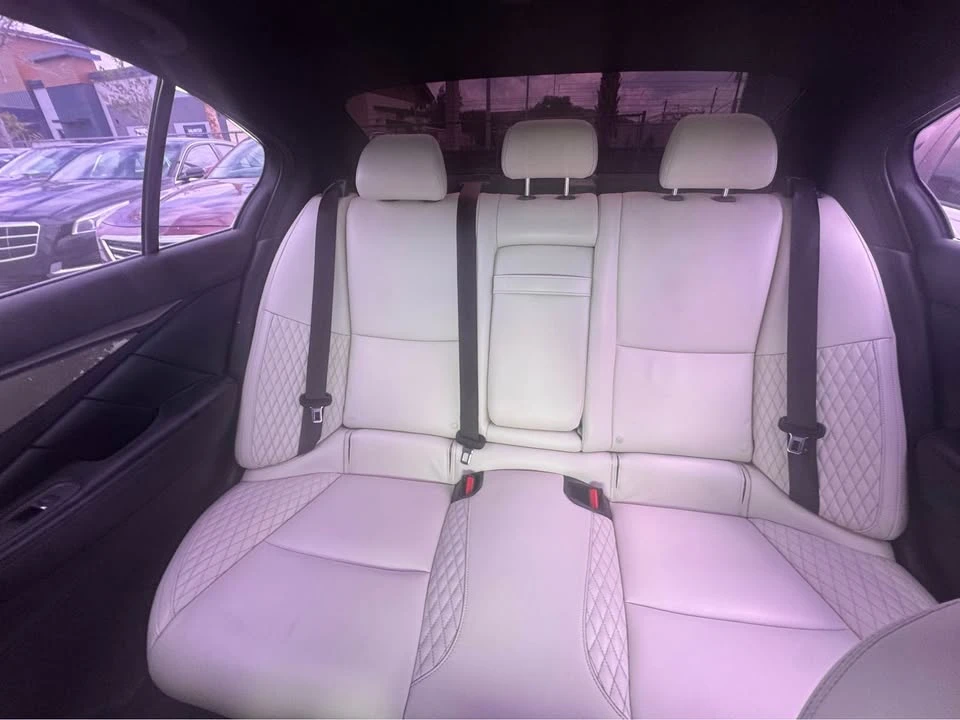 2019 Infiniti - Image 3 of 4