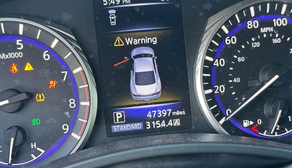 2019 Infiniti Q60 - Image 9 of 10