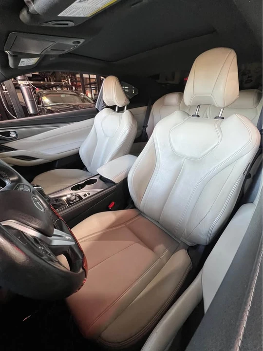 2019 Infiniti Q60 - Image 8 of 8