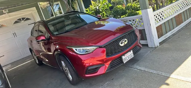 2019 Infiniti QX30 Luxe Sport Utility 4D