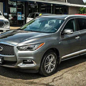 2019 Infiniti QX60 LUXE Sport Utility 4D
