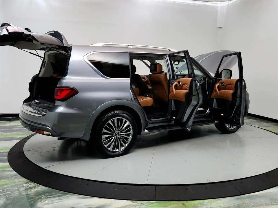 2019 Infiniti QX80 - Image 11 of 12