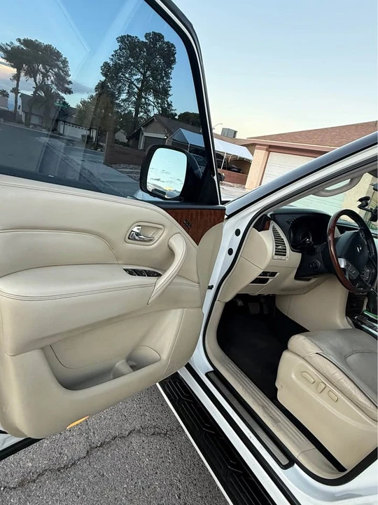 2019 Infiniti QX80 - Image 4 of 12