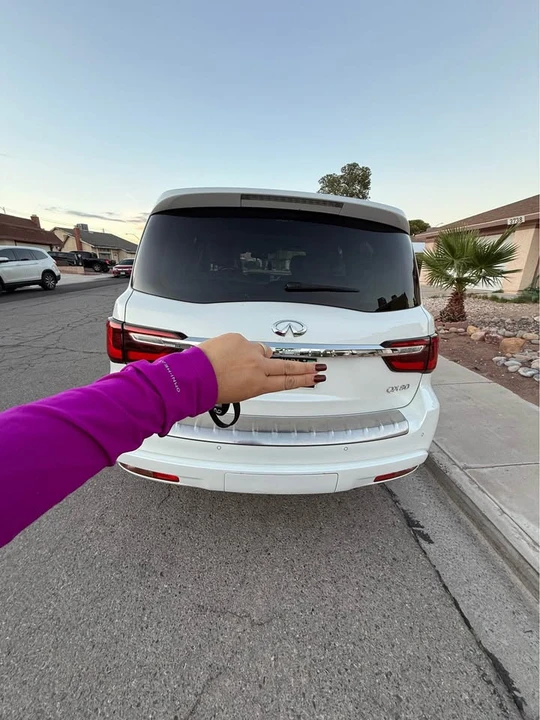 2019 Infiniti QX80 - Image 11 of 12
