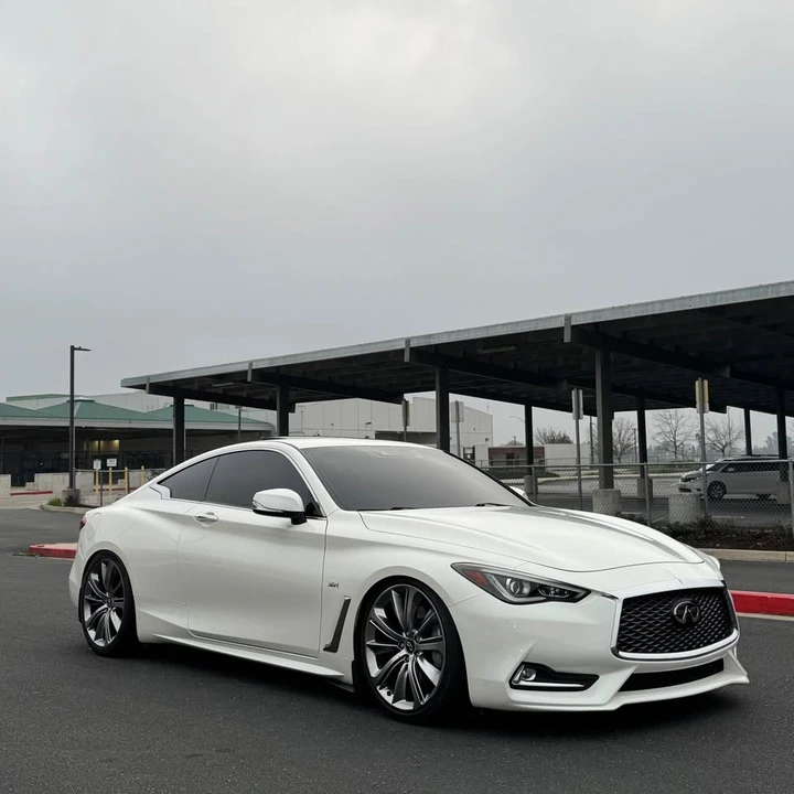 2019 Infiniti Q60 - Image 2 of 10