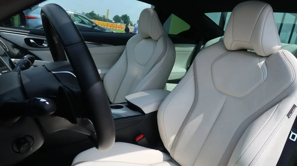 2019 Infiniti Q60 - Image 15 of 20