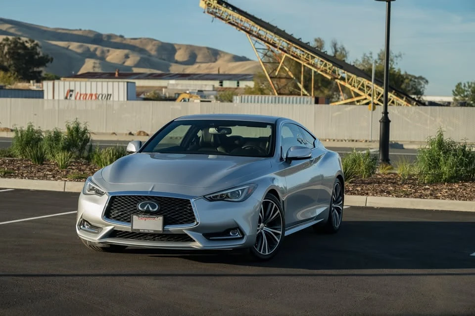 2019 Infiniti Q60 - Image 2 of 13