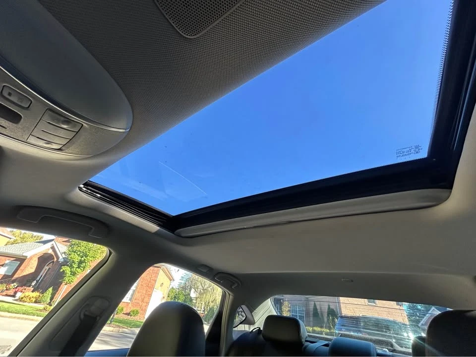 2019 Infiniti M/Q70 4th Gen - Image 17 of 19
