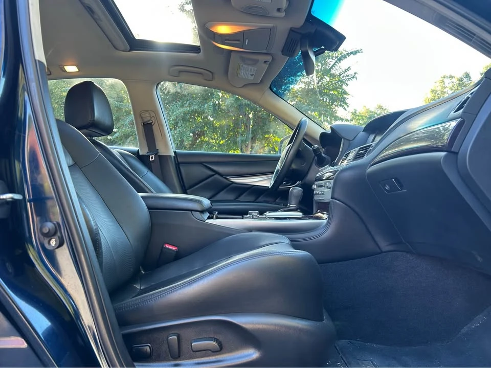 2019 Infiniti M/Q70 4th Gen - Image 11 of 19