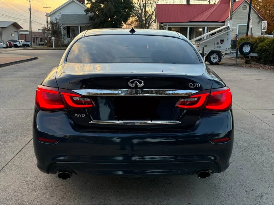 2019 Infiniti M/Q70 4th Gen - Image 8 of 19