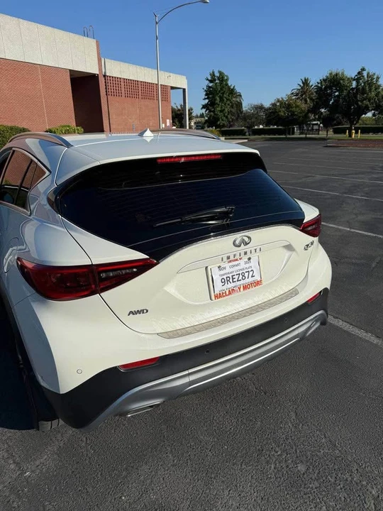 2019 Infiniti QX30 - Image 4 of 16