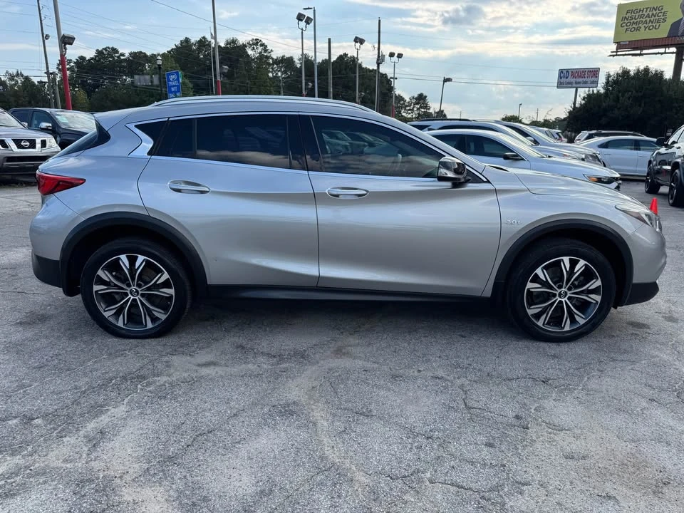 2019 Infiniti QX30 - Image 10 of 17