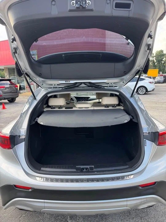 2019 Infiniti QX30 - Image 8 of 17