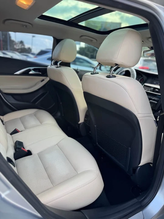 2019 Infiniti QX30 - Image 14 of 17