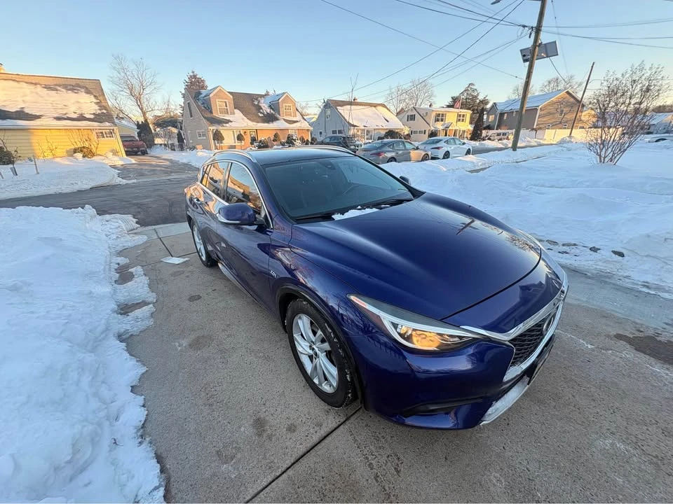 2019 Infiniti QX30 - Image 2 of 10