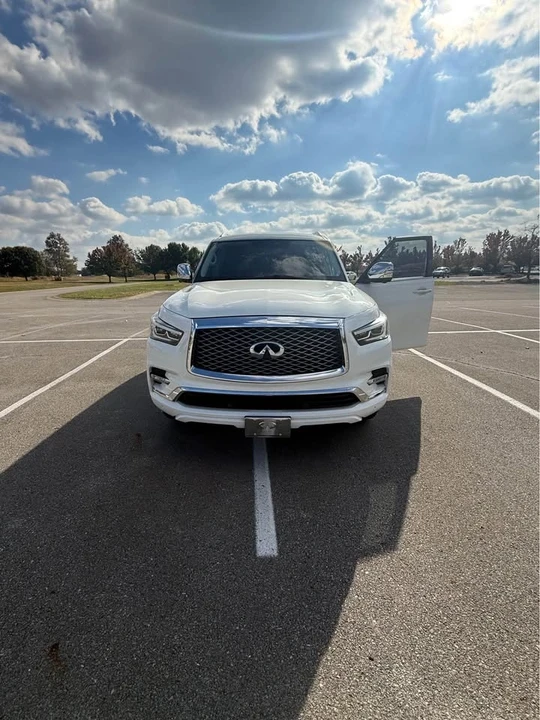 2019 Infiniti QX80 - Image 2 of 20
