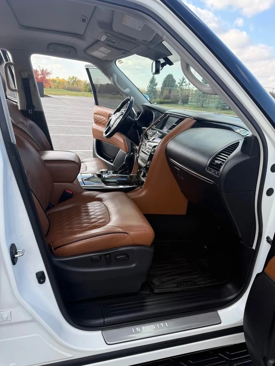 2019 Infiniti QX80 - Image 17 of 20
