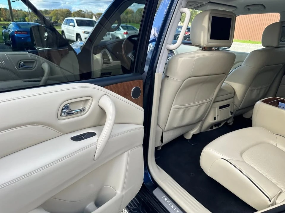 2019 Infiniti QX80 - Image 9 of 20