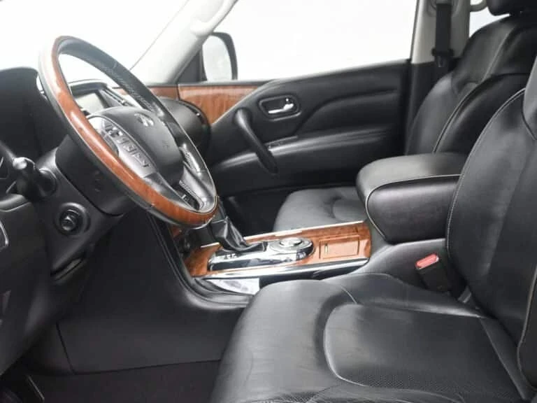 2019 Infiniti QX80 - Image 3 of 4
