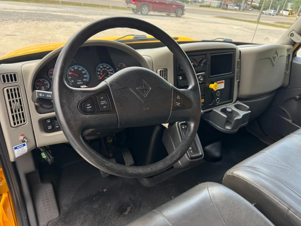 2019 International 4300 - Image 14 of 21