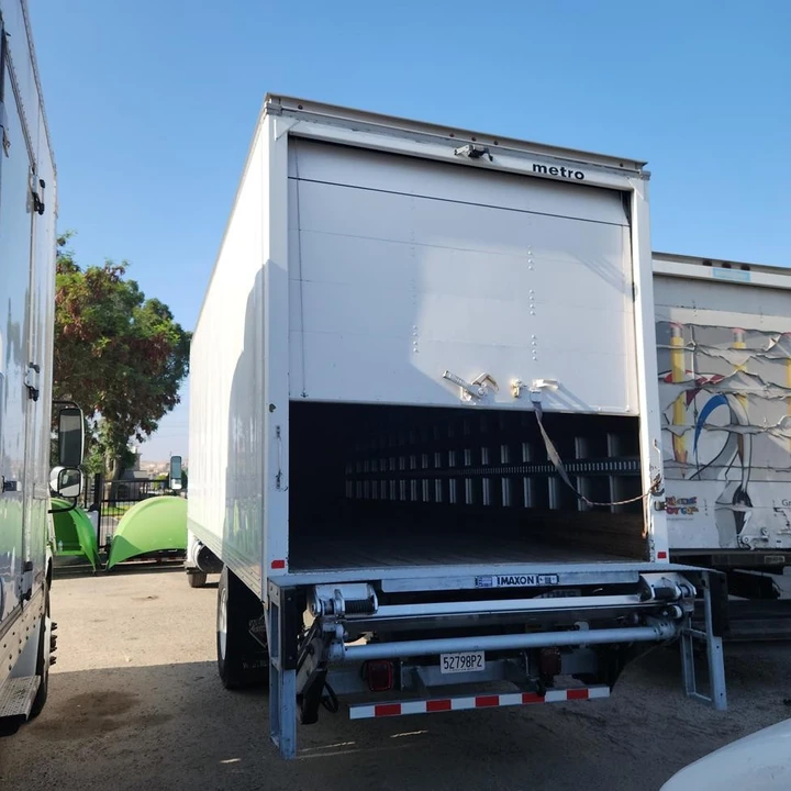 2019 International 4300 - Image 7 of 31