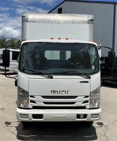 2019 Isuzu Elf - Image 3 of 20