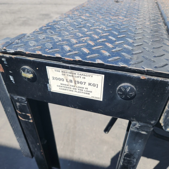 2019 Isuzu Elf - Image 15 of 31