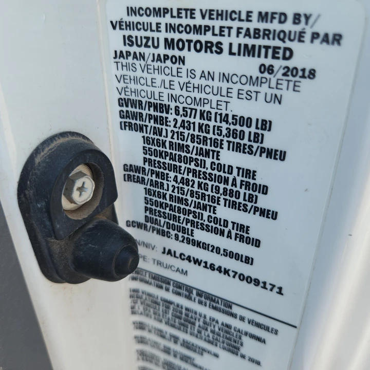2019 Isuzu Elf - Image 22 of 31