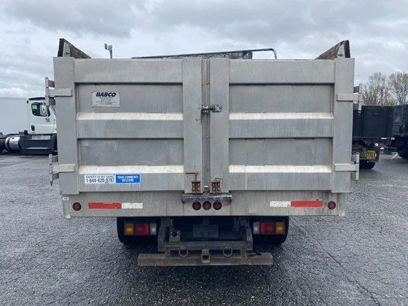 2019 Isuzu Elf - Image 7 of 31