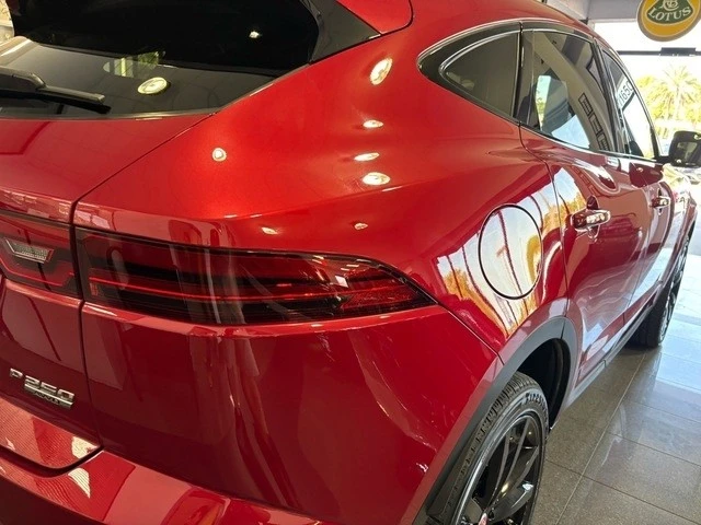 2019 Jaguar E-Pace - Image 8 of 12