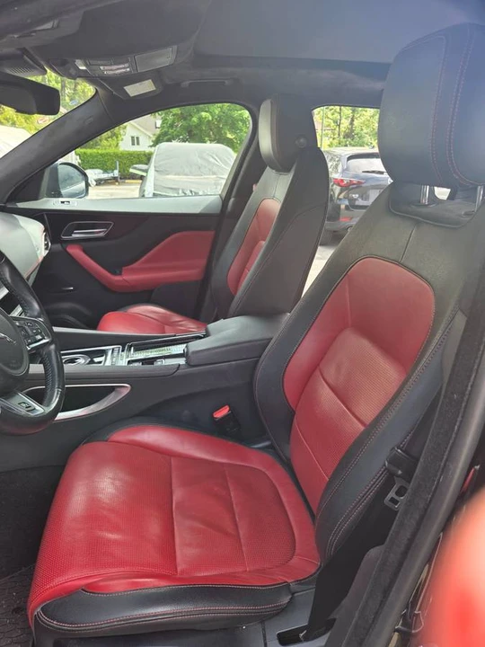 2019 Jaguar F-Pace - Image 7 of 17