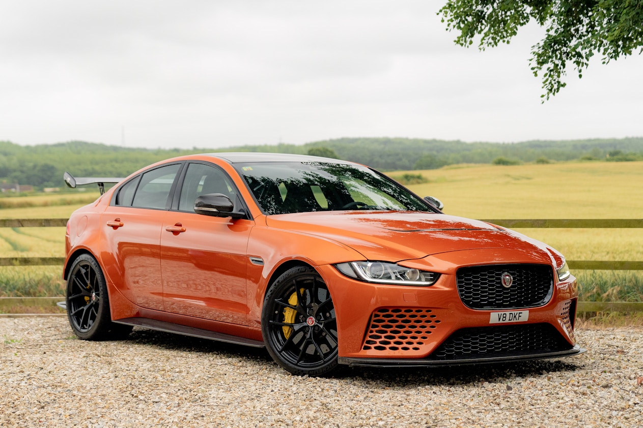 2019 Jaguar Xe Sv Project 8 - Track Pack