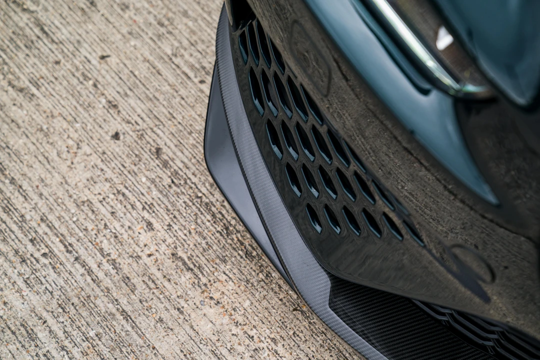 2019 Jaguar XE - Image 31 of 31