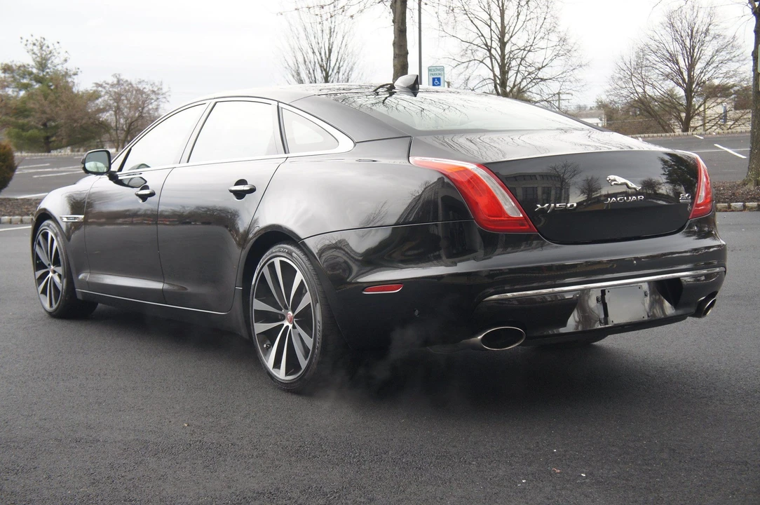 2019 Jaguar X351 XJ - Image 3 of 31