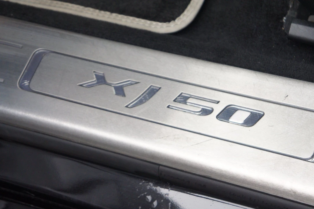 2019 Jaguar X351 XJ - Image 23 of 31