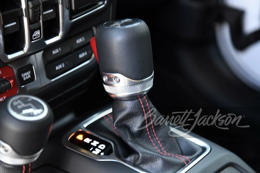 2019 Jeep JL Wrangler - Image 17 of 30