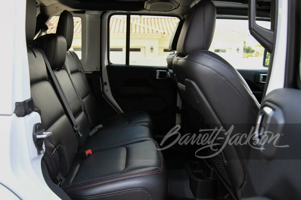 2019 Jeep JL Wrangler - Image 19 of 30