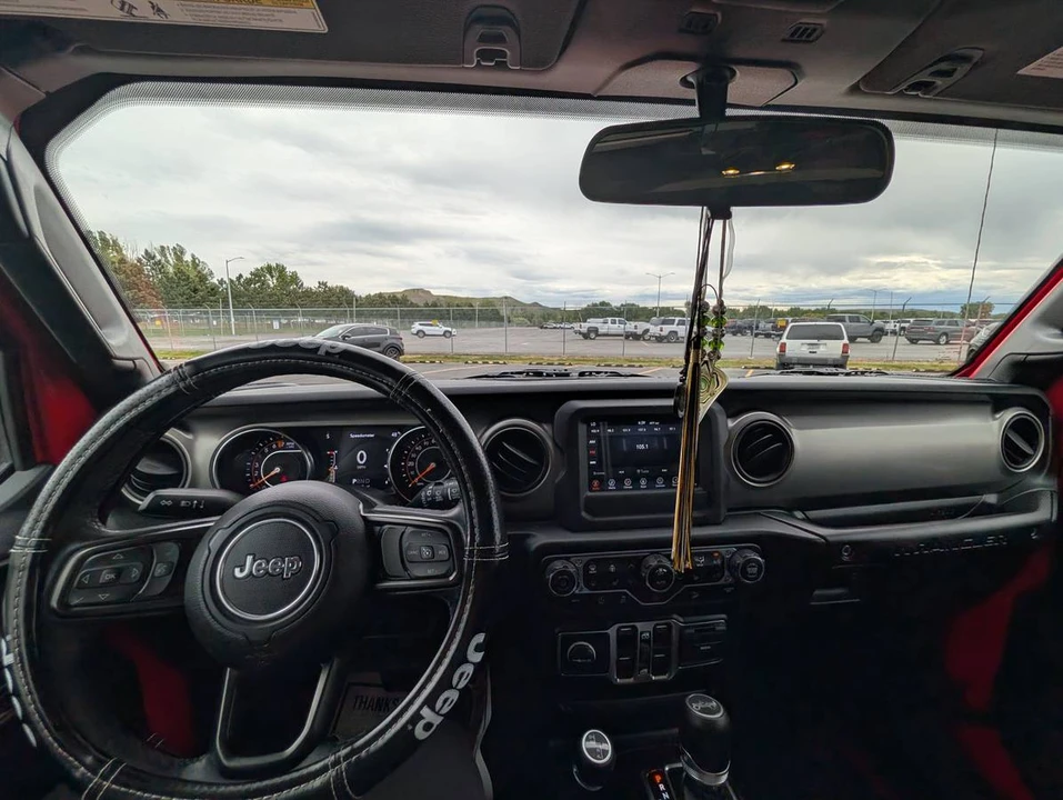 2019 Jeep JL Wrangler - Image 9 of 11